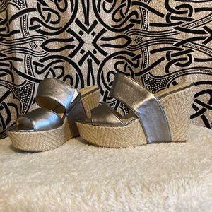 Nine West Silver Wedge Sandals Size 9